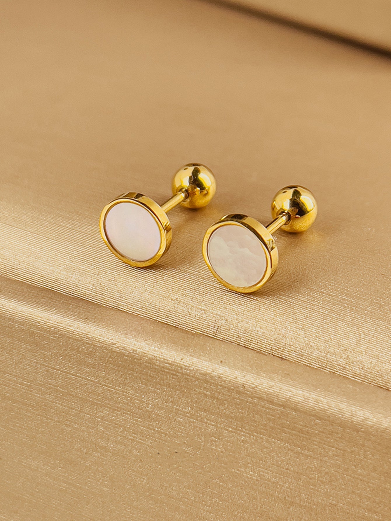 Mother of Pearl Gold Stud Earrings jlt11743