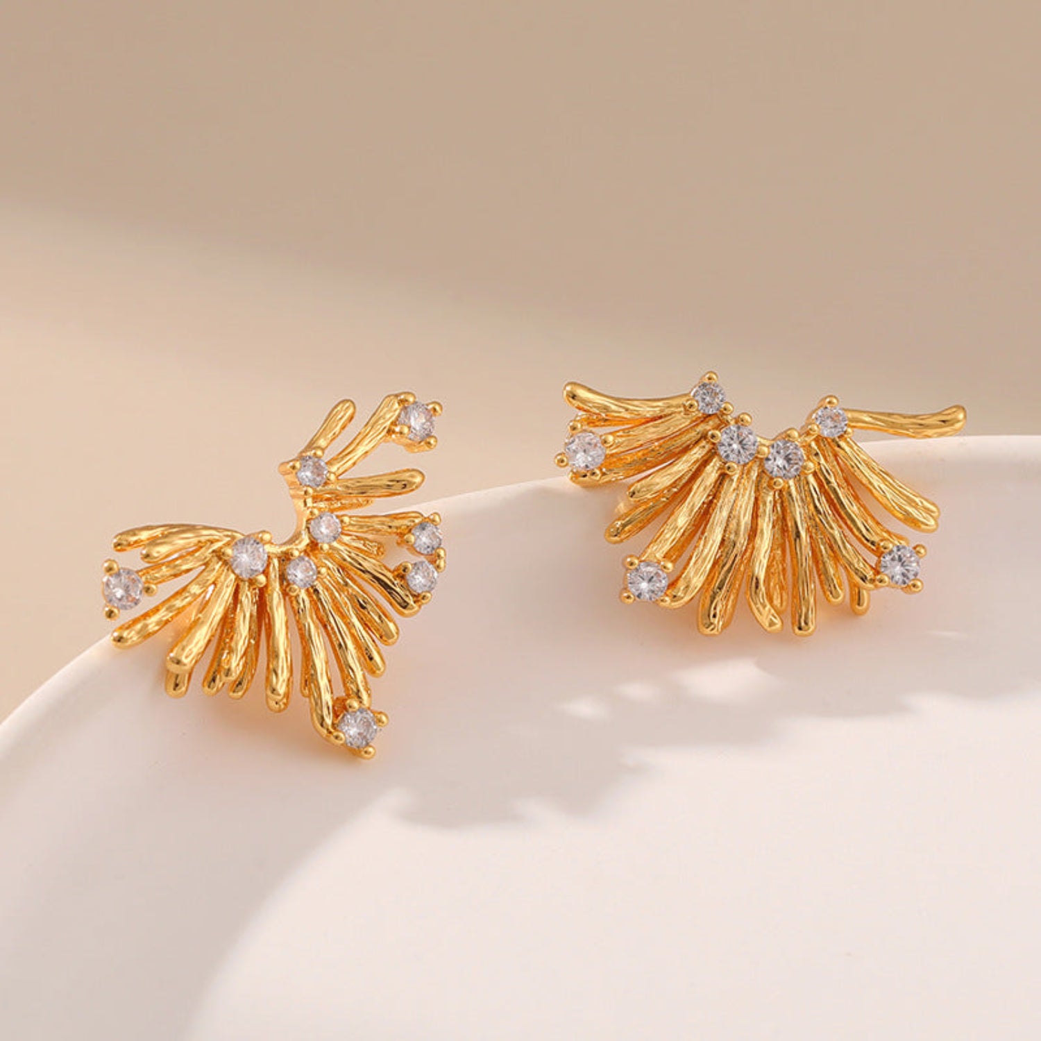 just-lil-things-gold-pin-earrings-jlt12000