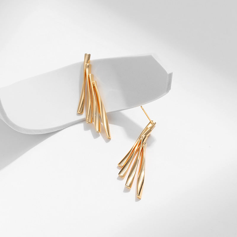 just-lil-things-gold-pin-earrings-jlt12167