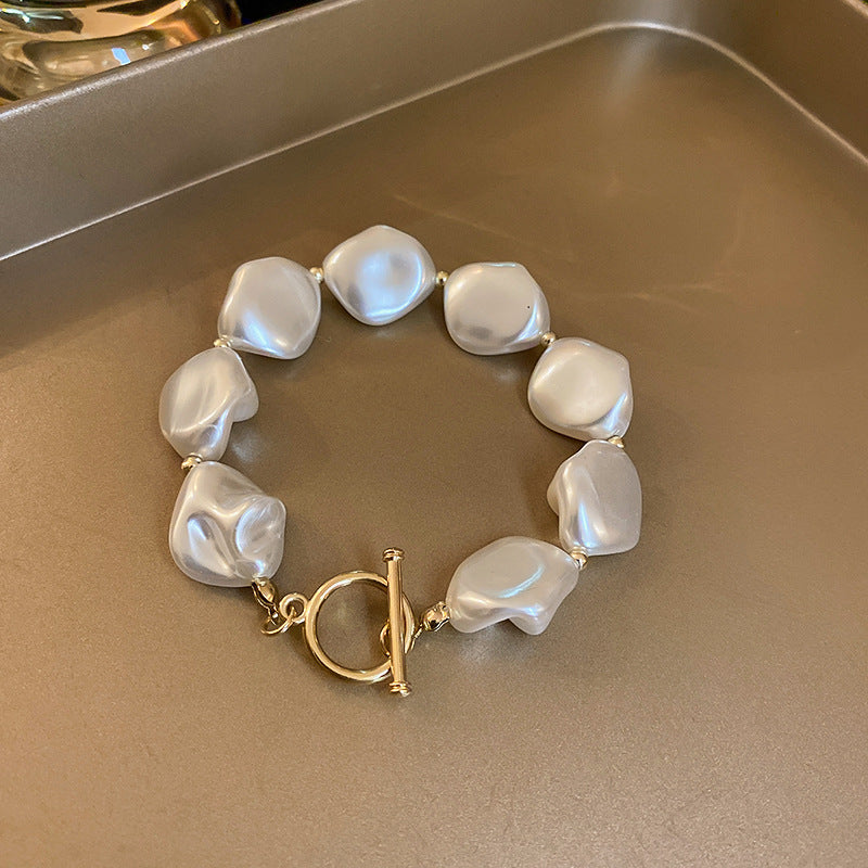 just-lil-things-artificial-Natural Baroque Pearl Charm Bracelets - jltb0233