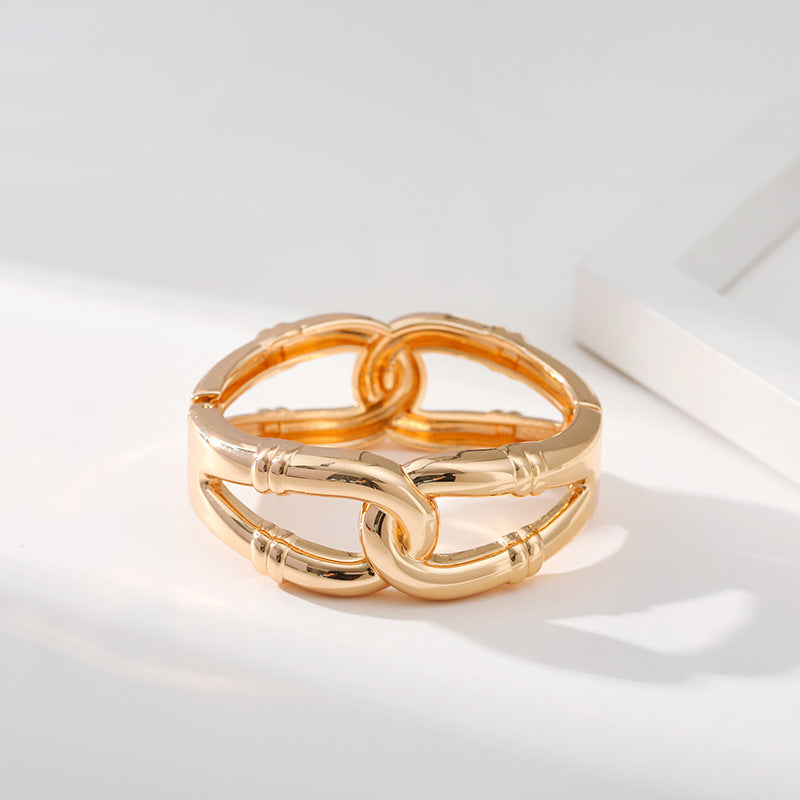 Just Lil Things Artificial Chunky Gold Link Bracelet – Bold & Modern Statement Piece JLTPB0393