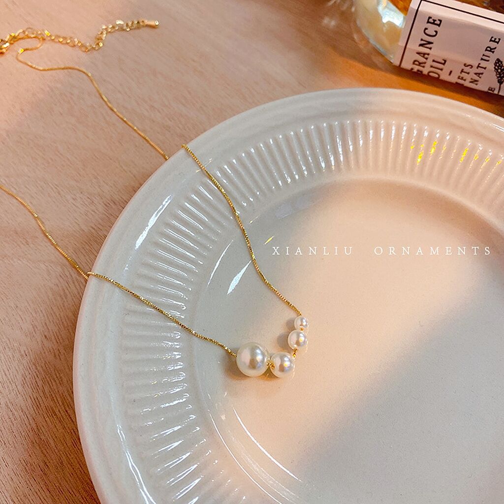 Gold-Color Pearl Necklace with Triple Pearl Cluster – Elegant Minimalist Jewelry-jltn0539