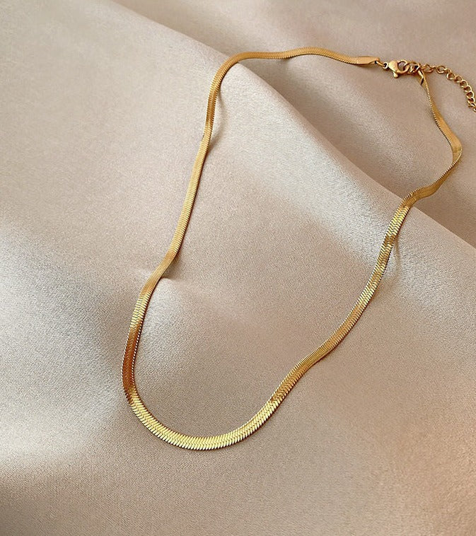 Elegant Gold-Color Necklace – Sleek and Minimalist Jewelry-jltn0567