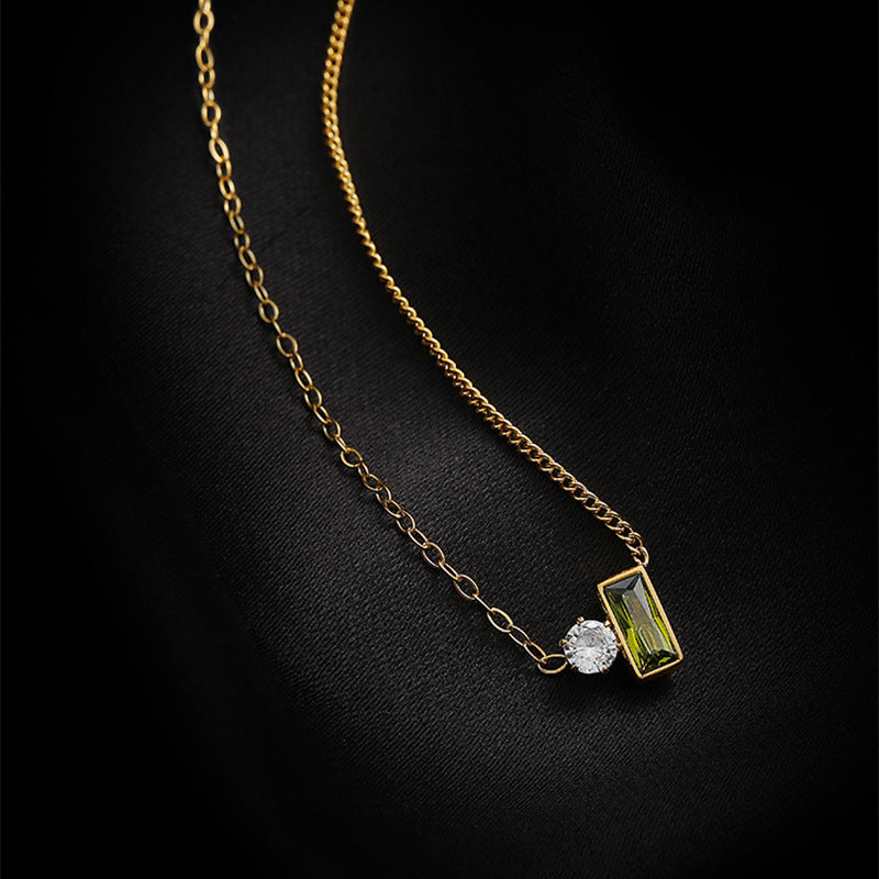 Elegant Auric Chain with Olive and White Crystal Pendant-jltn0608