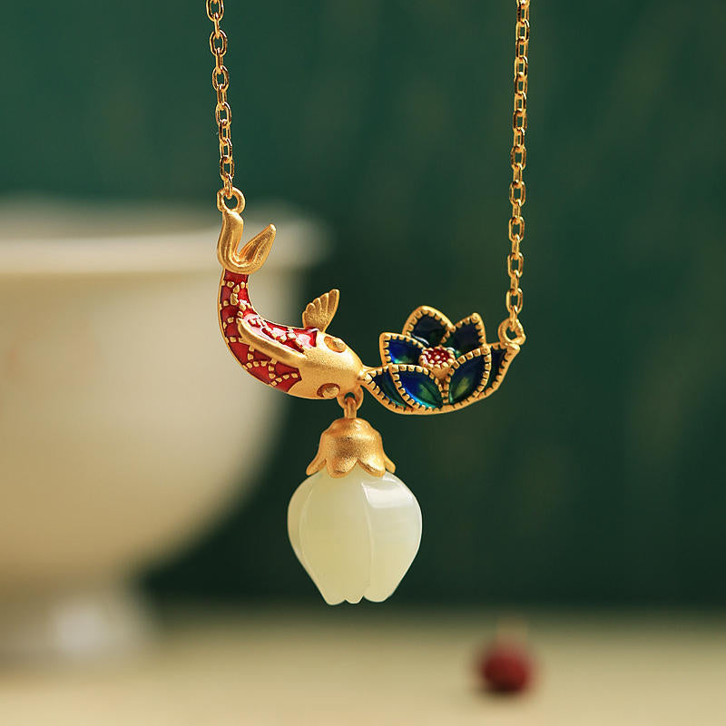 Exquisite Koi Fish & Lotus Pendant Necklace – Enamel Gold-Color Necklace with Jade Drop jltn0639