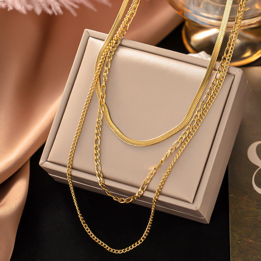 just-lil-things-artificial-gold-necklace-jltn0716