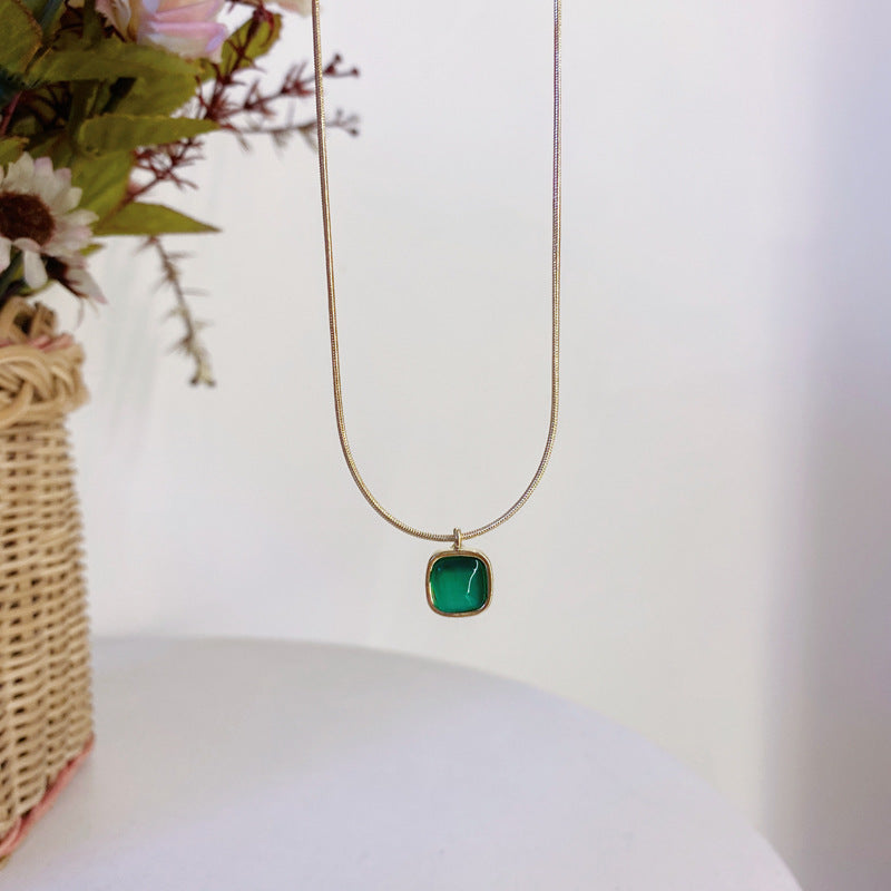 just-lil-things-artificial-gold-necklace-jltn0810