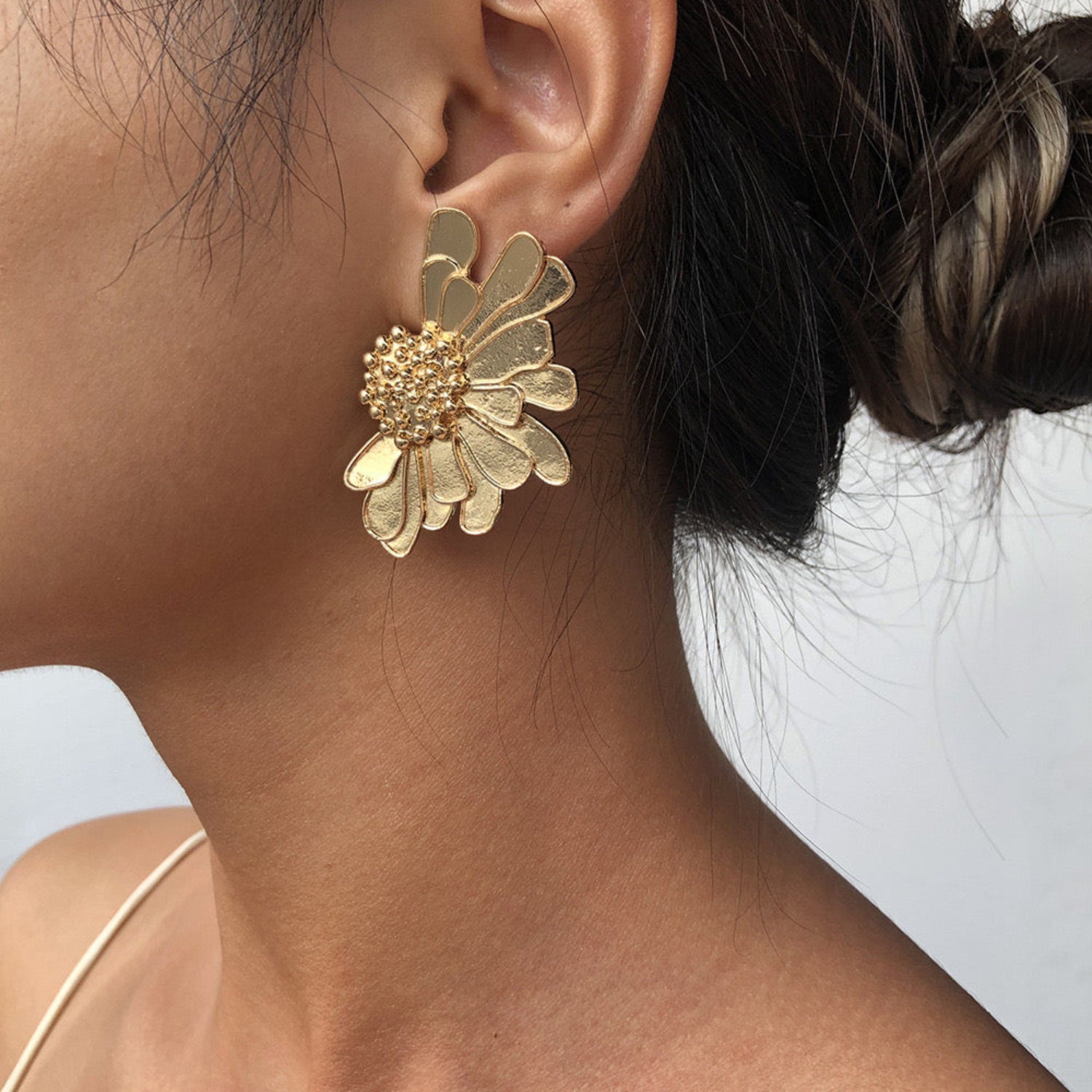 Just Lil Things  Gold Pin Earrings jlt11256