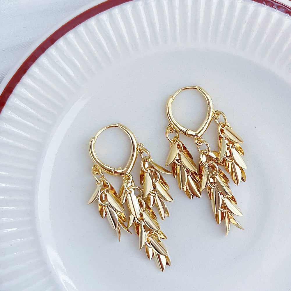 Just Lil Things Gold Pin   Earrings jlt12190