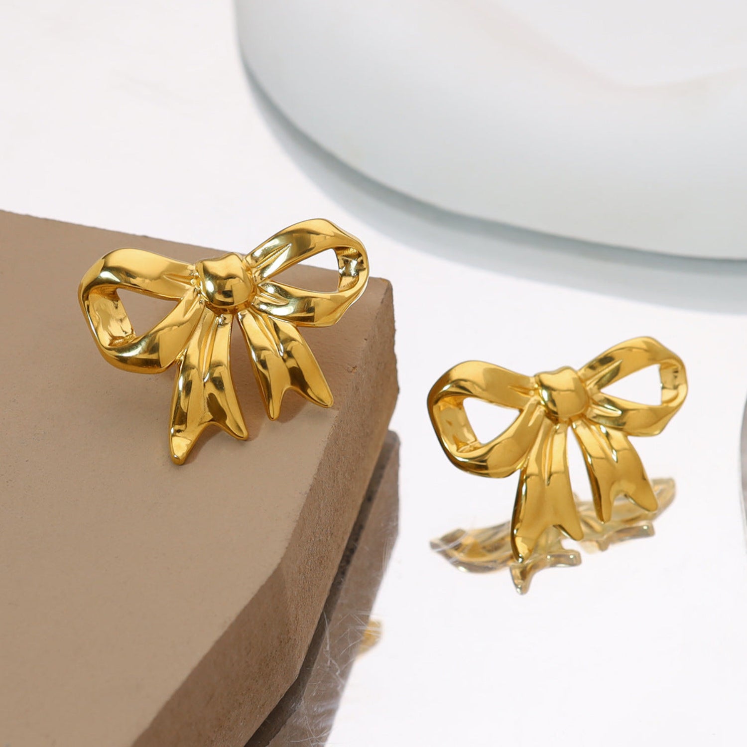 Just Lil Things- Classy Prime Bow- Pin Earrings