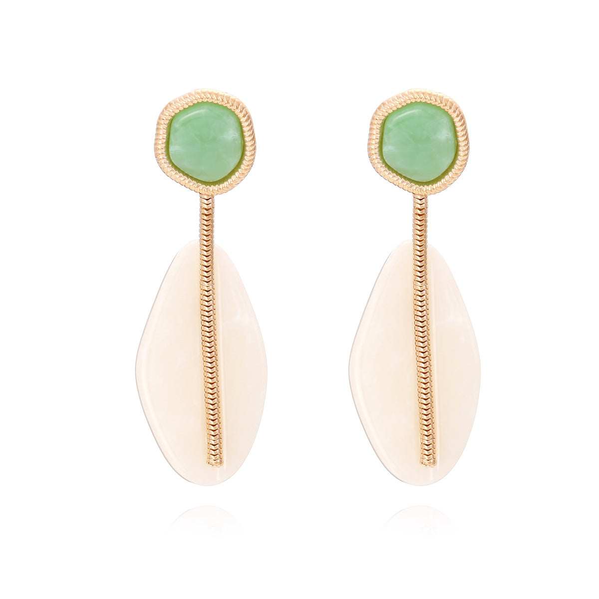 just-lil-things-gold-pin-earrings-31