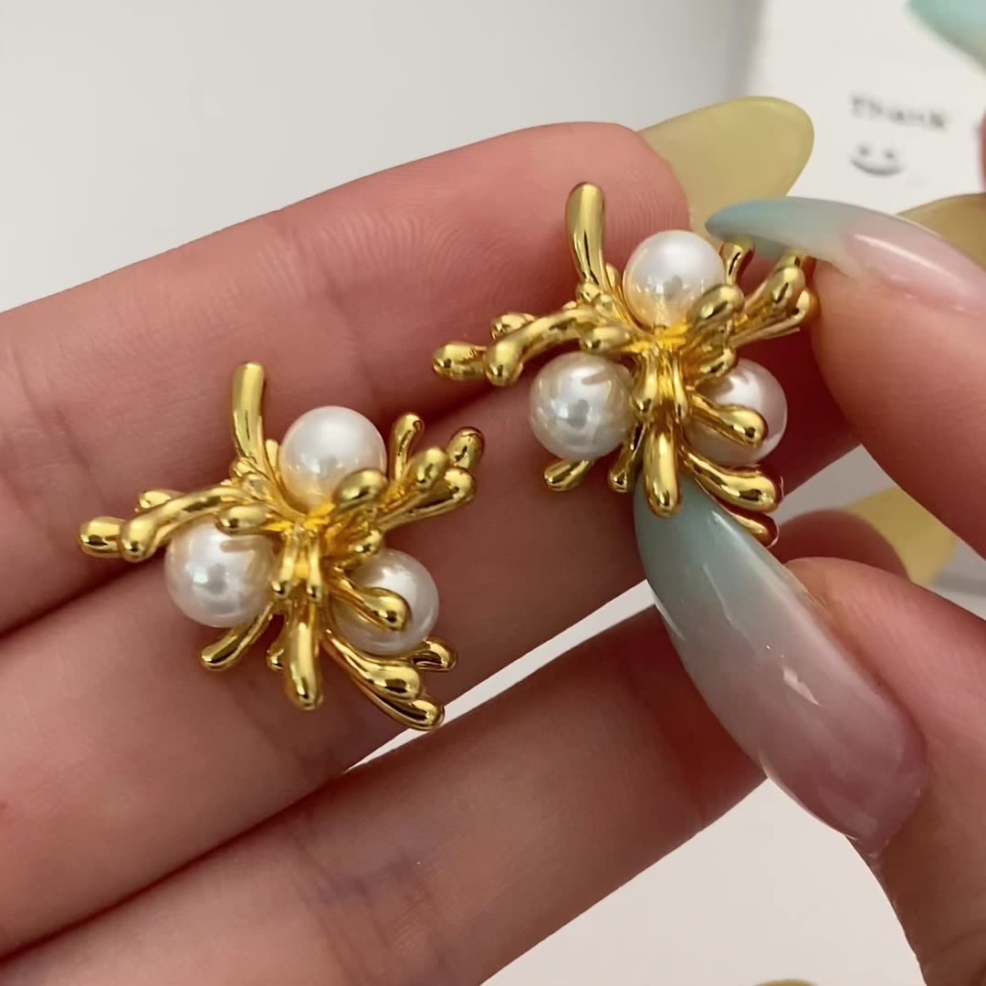 Pearl Cluster Branch Gold Pin Earrings JLT12687