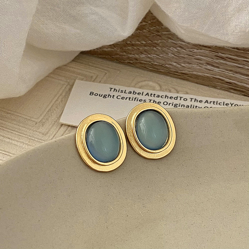 Monet faux Vintage Pearl Blue Stud Earrings JLT12714