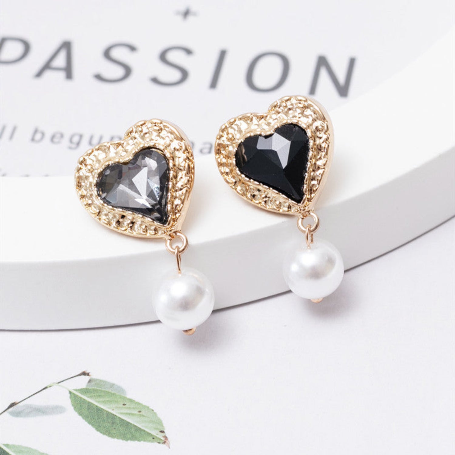 Pearl Drop Black Heart Shaped Pin Earrings JLT12828