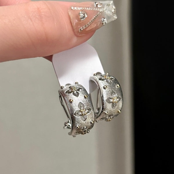 Vintage Clover Silver Stud Earrings JLT12852