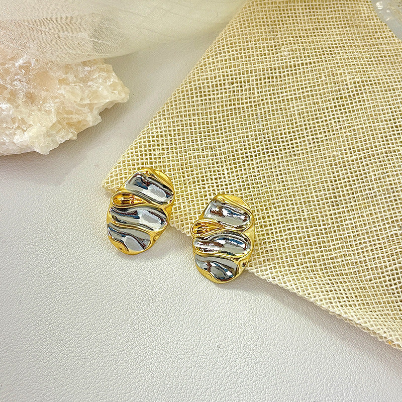 Dual-Tone Wave Multicolor Stud Earrings JLT12888