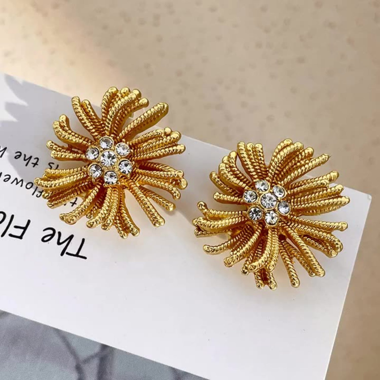 Chunky Floret Gold Stud Earring JLT12940