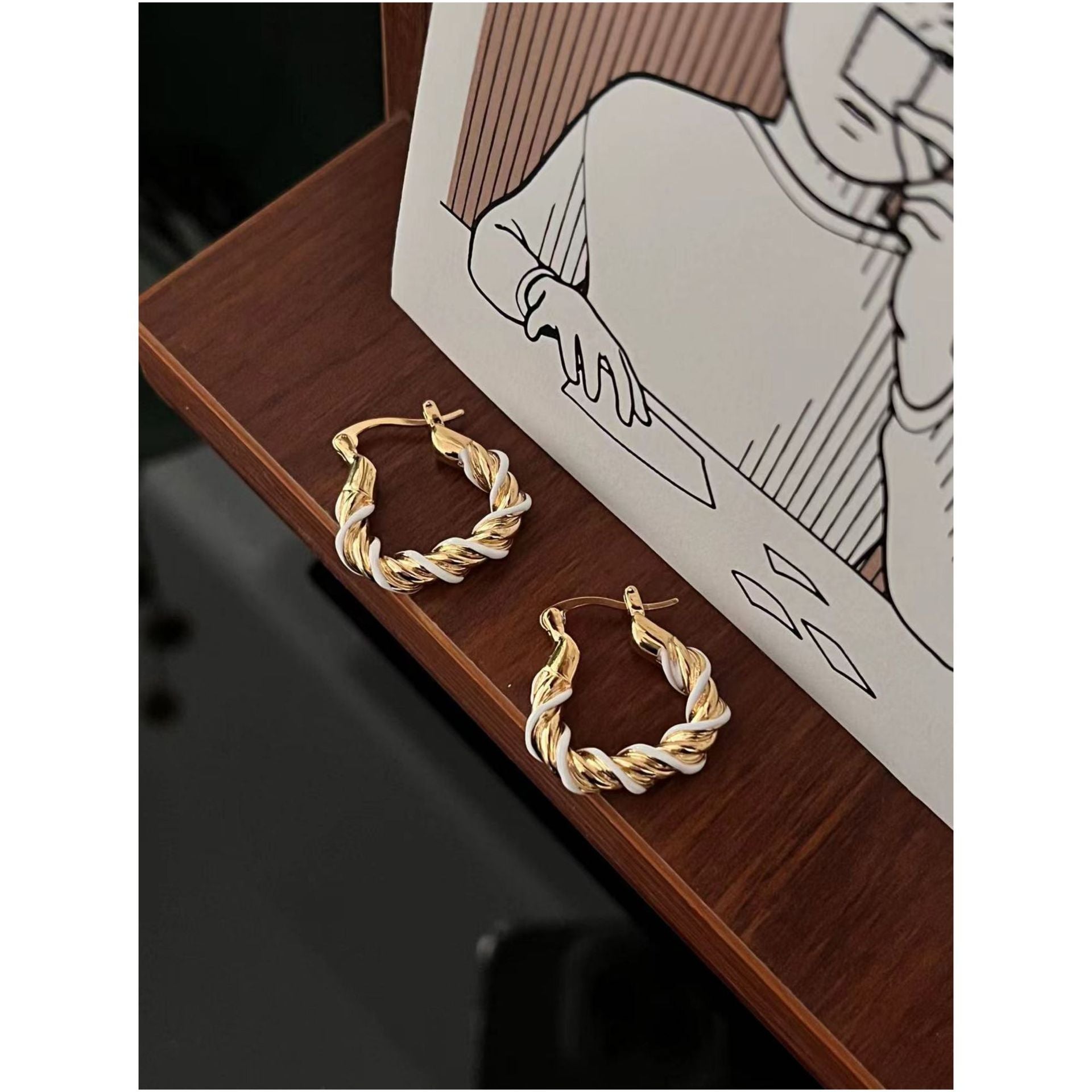 U Shaped Gold & Sliver Twisted Hoop Gold Earring JLT12952