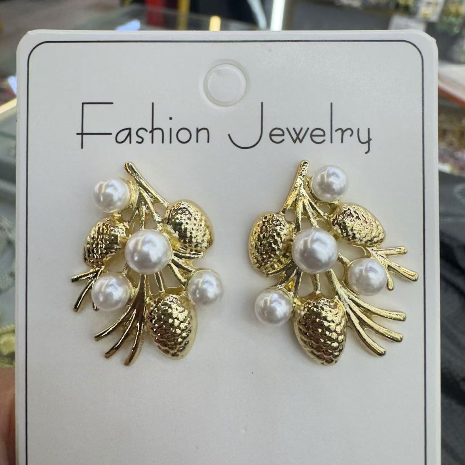 Pearl Limbs With Queen Of Berries Earrings JLT13010