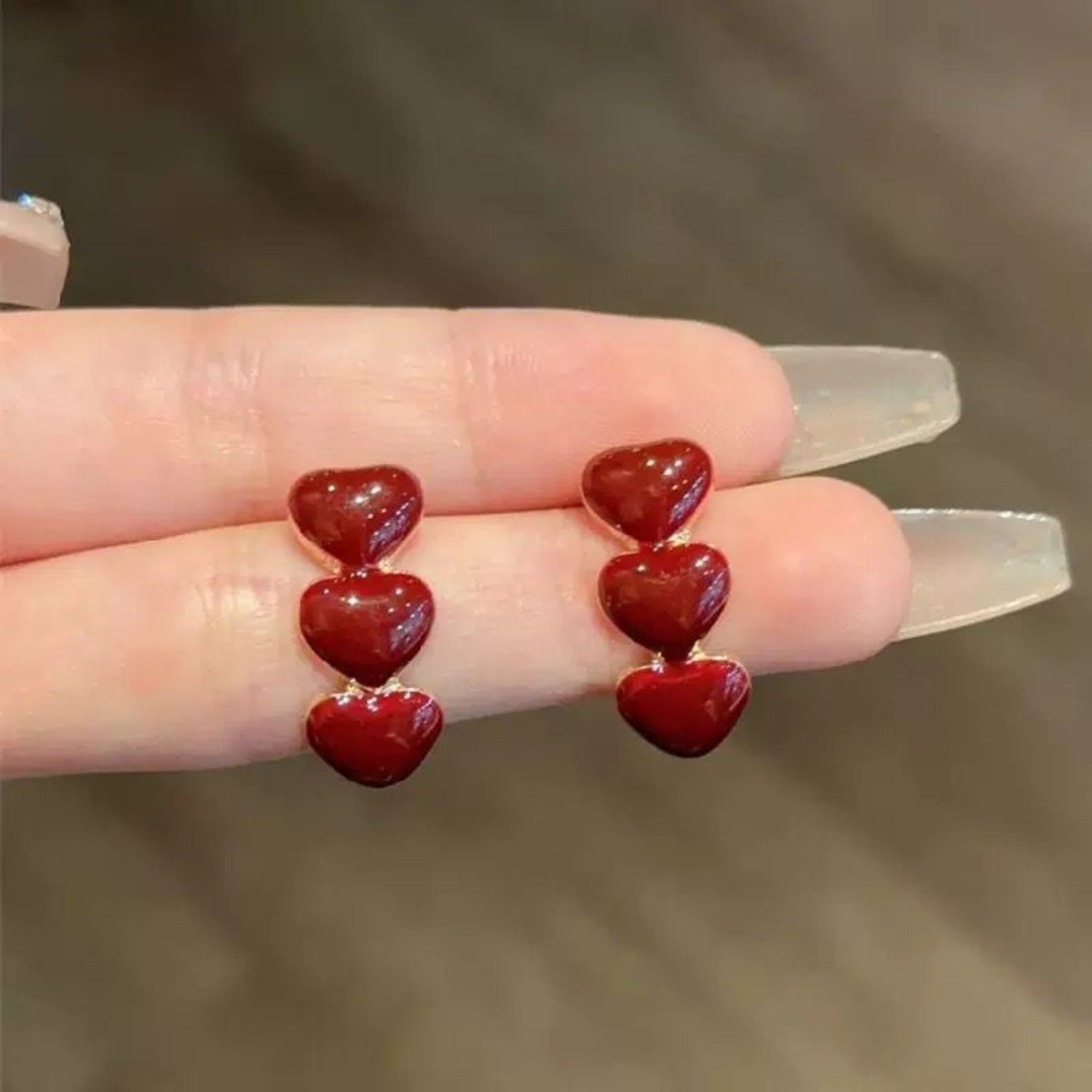 Red Triple Heart Stud Earrings JLT13528