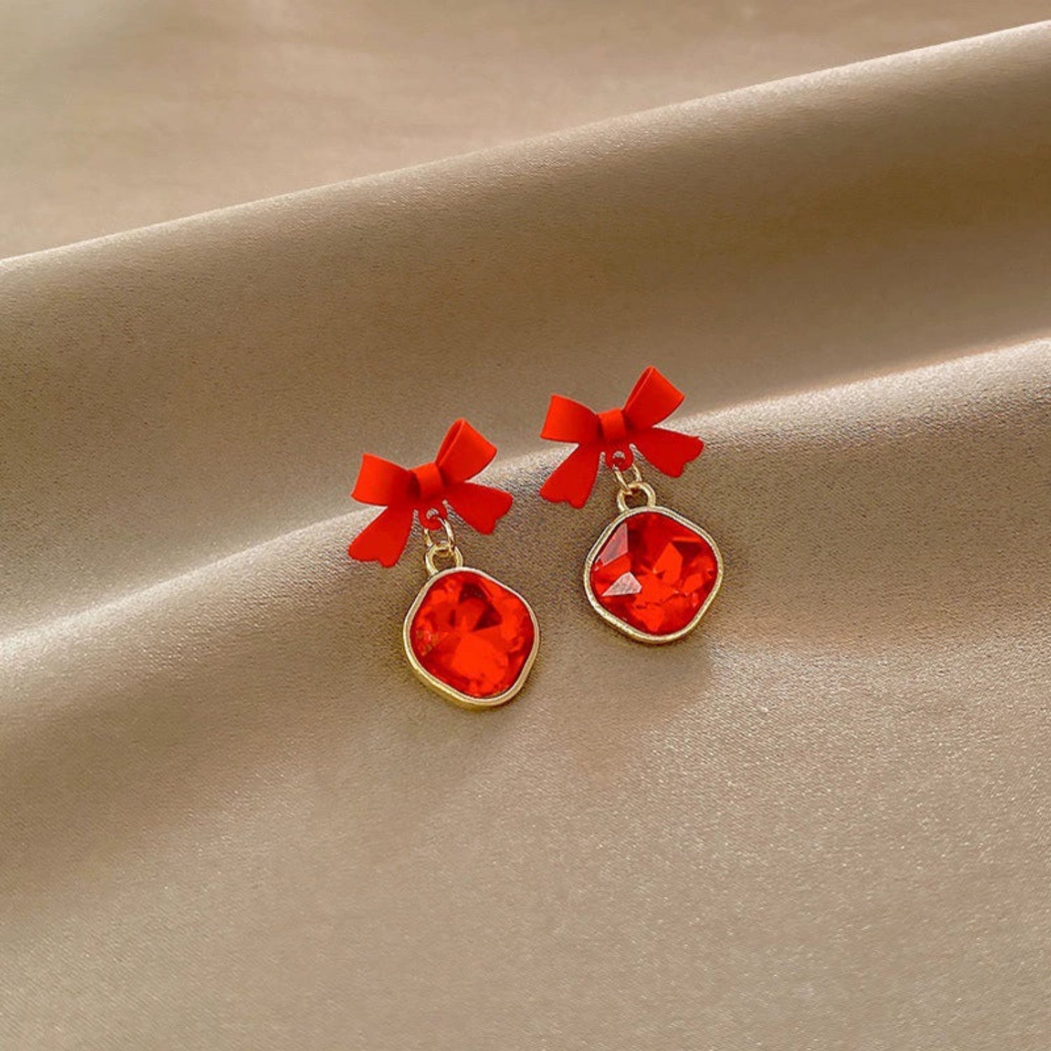 Red Bow Crystal Drop Earrings JLT13530