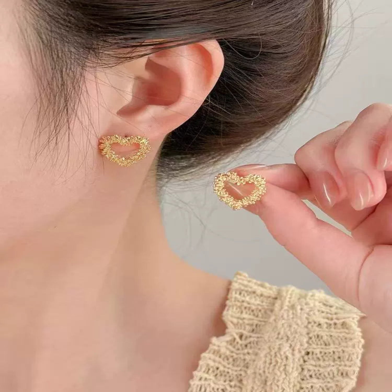 Gold Textured Open Heart Studs JLT13533