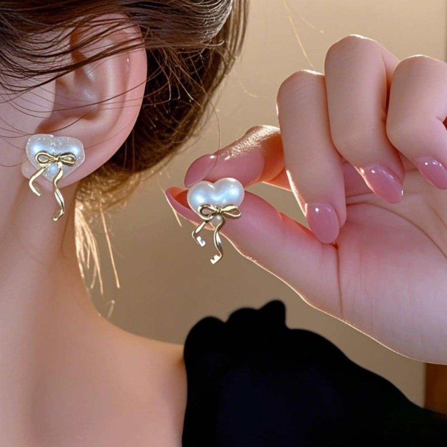 Gold Bow Frosted Heart Earrings JLT13537