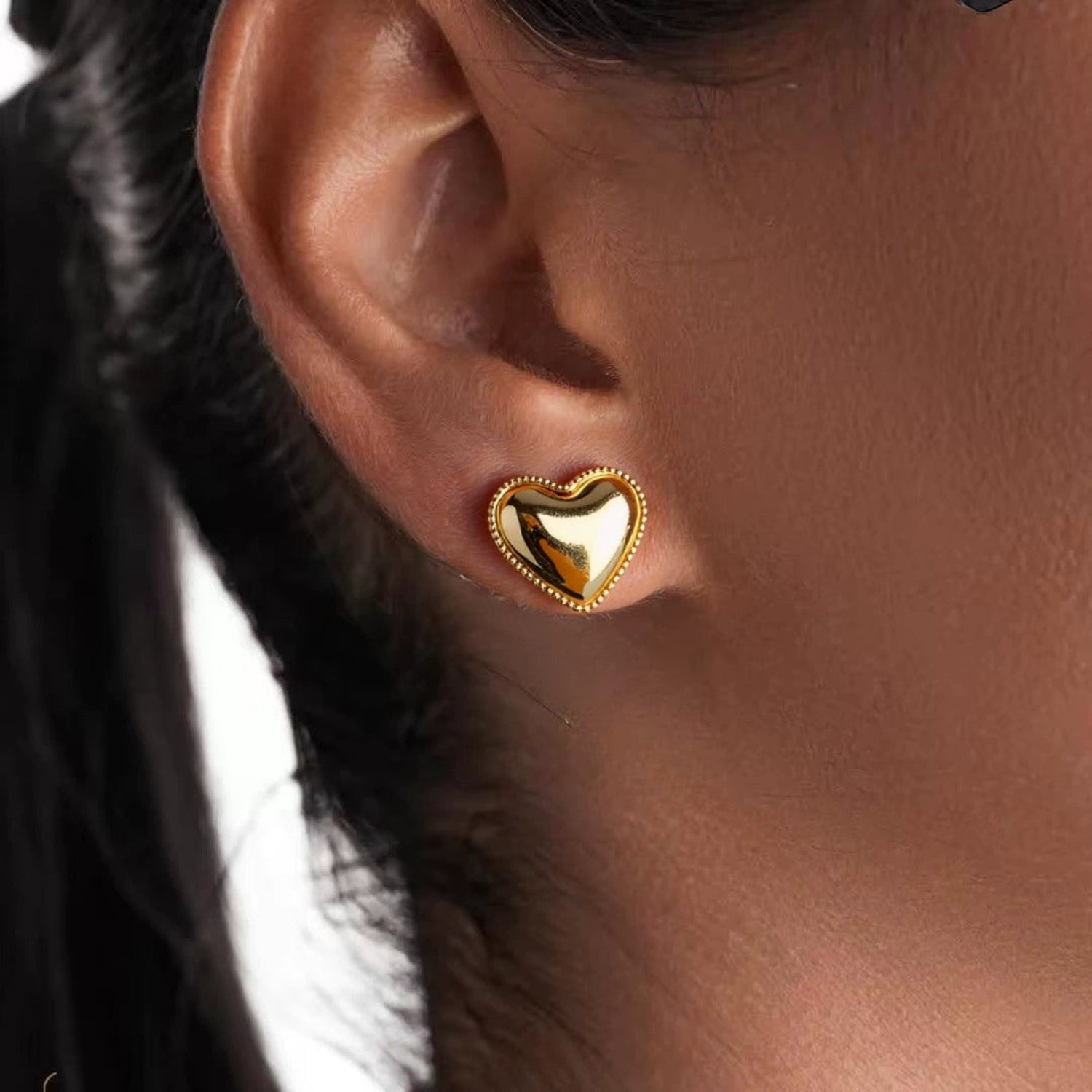 Gold Beaded Heart Studs JLT13538