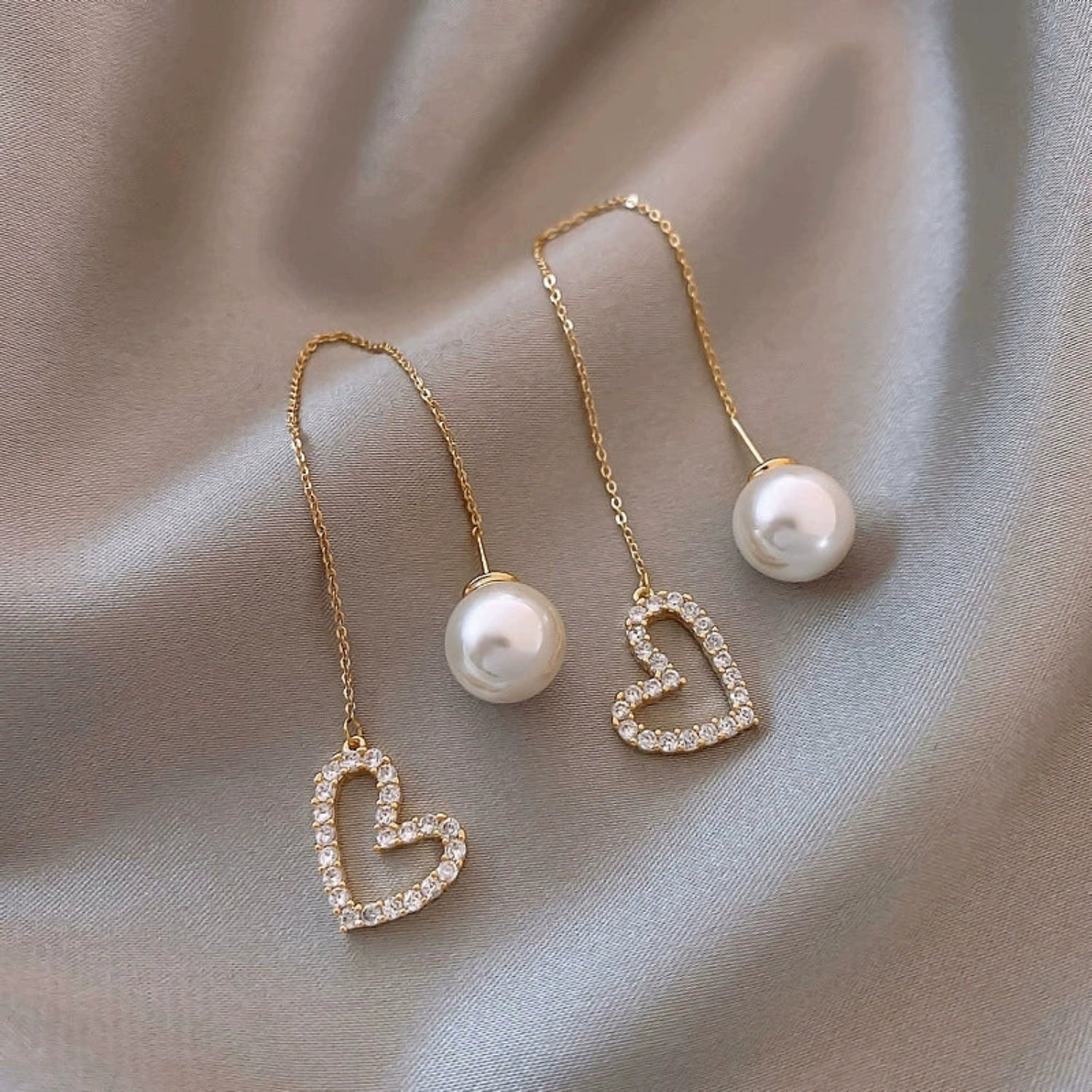 Gold Heart Pearl Threader Earrings JLT13539
