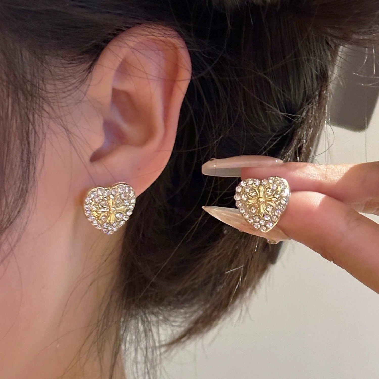 Gold Hollow Heart Stud Earrings JLT13543