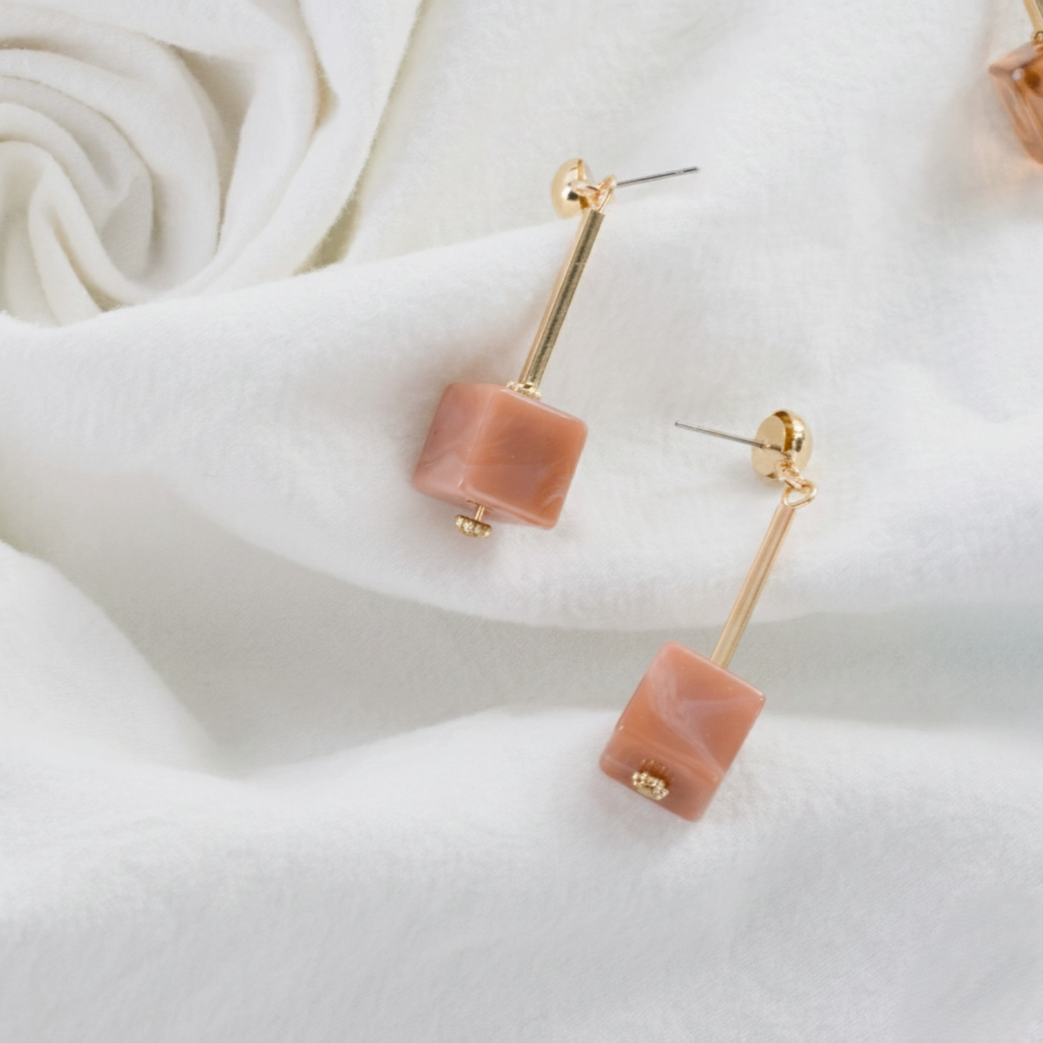Marbled Peach Cube Drop Earrings JLT13552