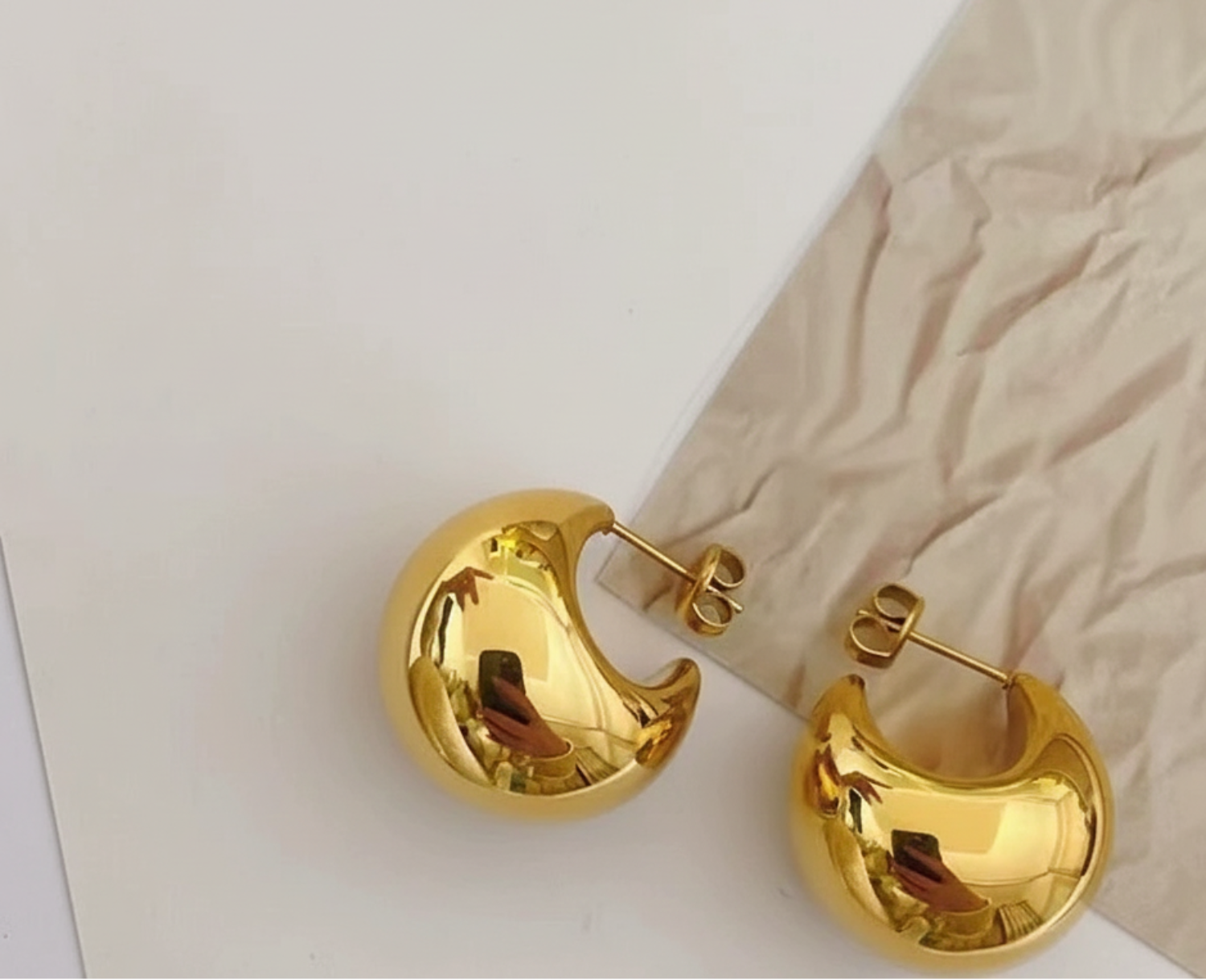 Chunky Gold Crescent Hoop Earrings JLT13565