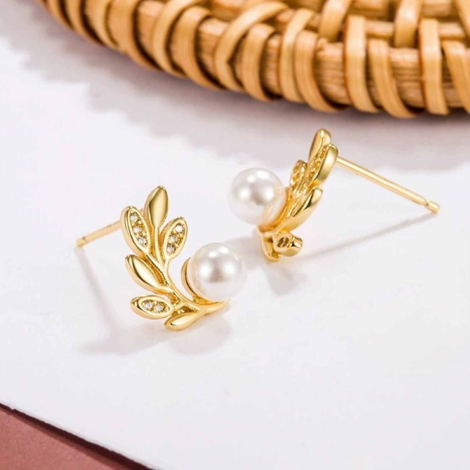 Gold Pearl Leaf Stud Earrings JLT13645