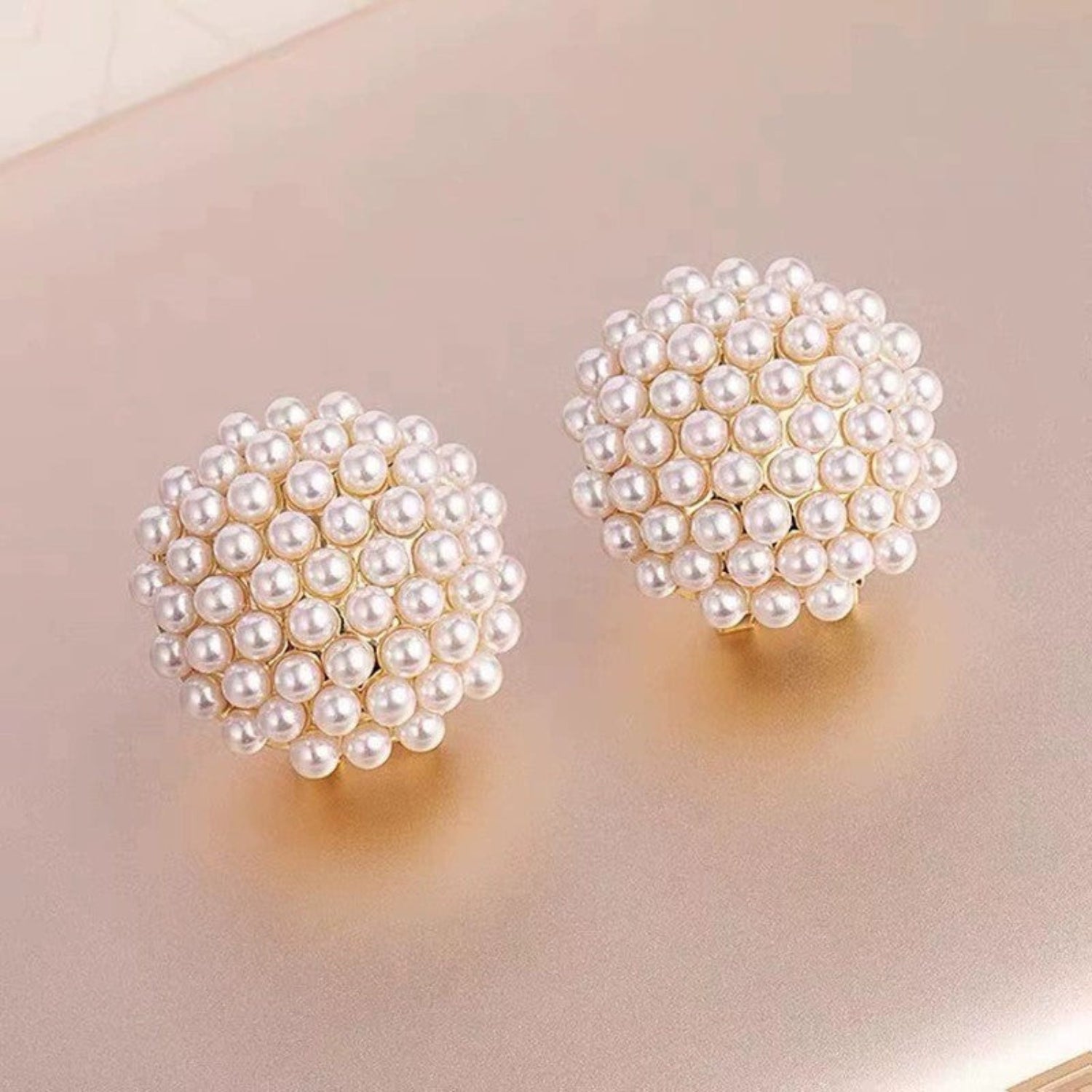 Elegant Faux Pearl Cluster Studs JLT13672
