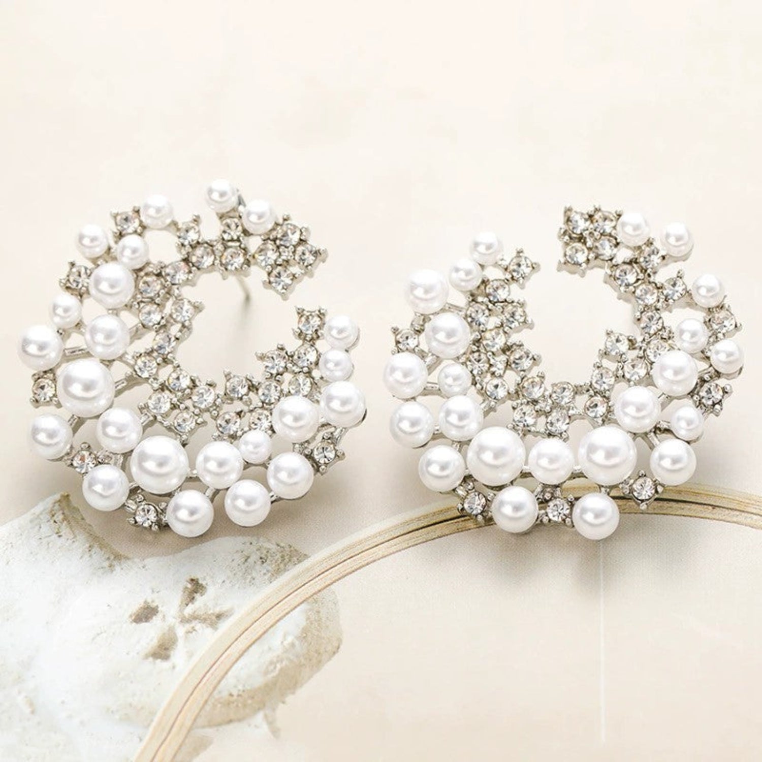 Silver Pearl and Crystal Wreath Studs JLT13687