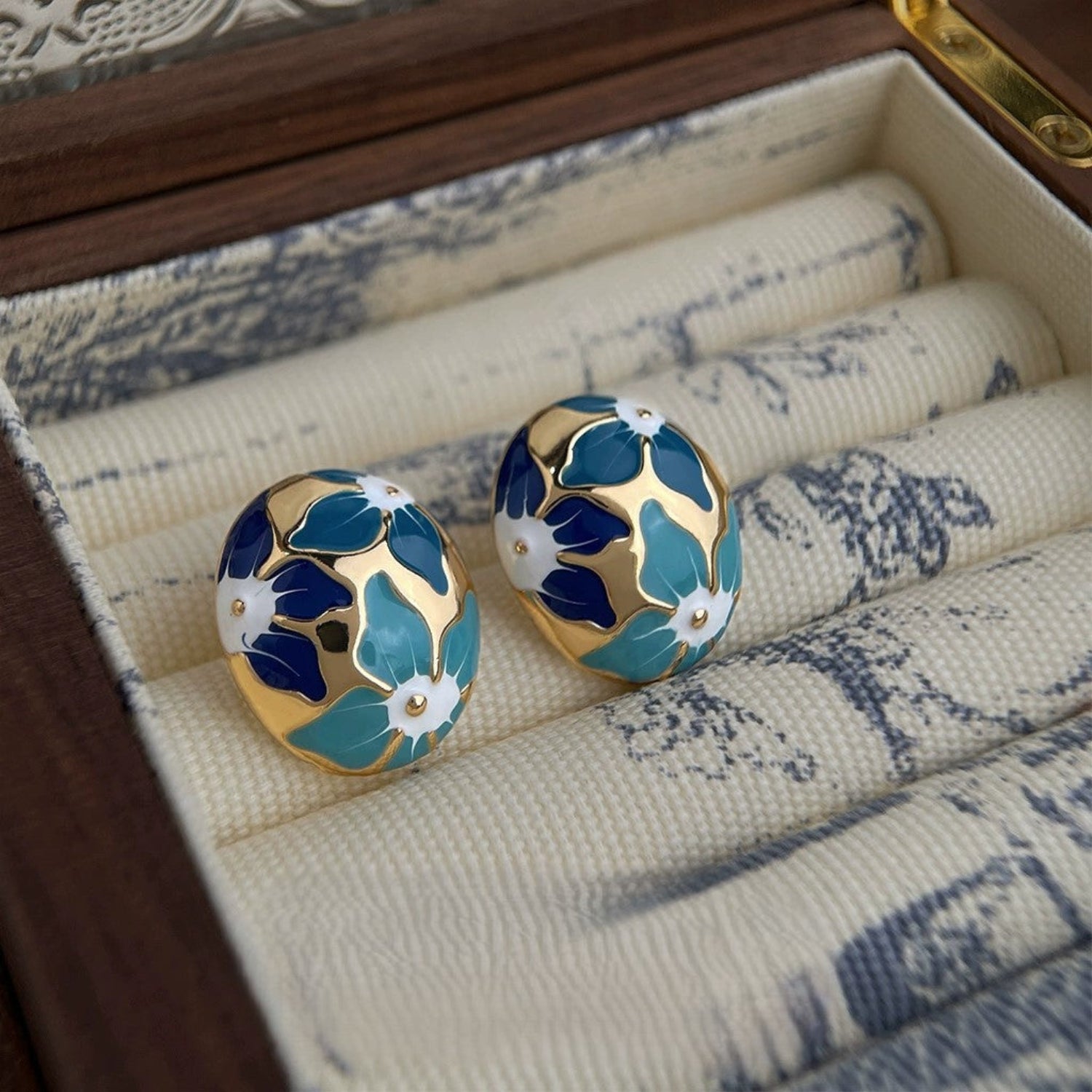 Enamel Floral Gold Stud Earrings JLT13713