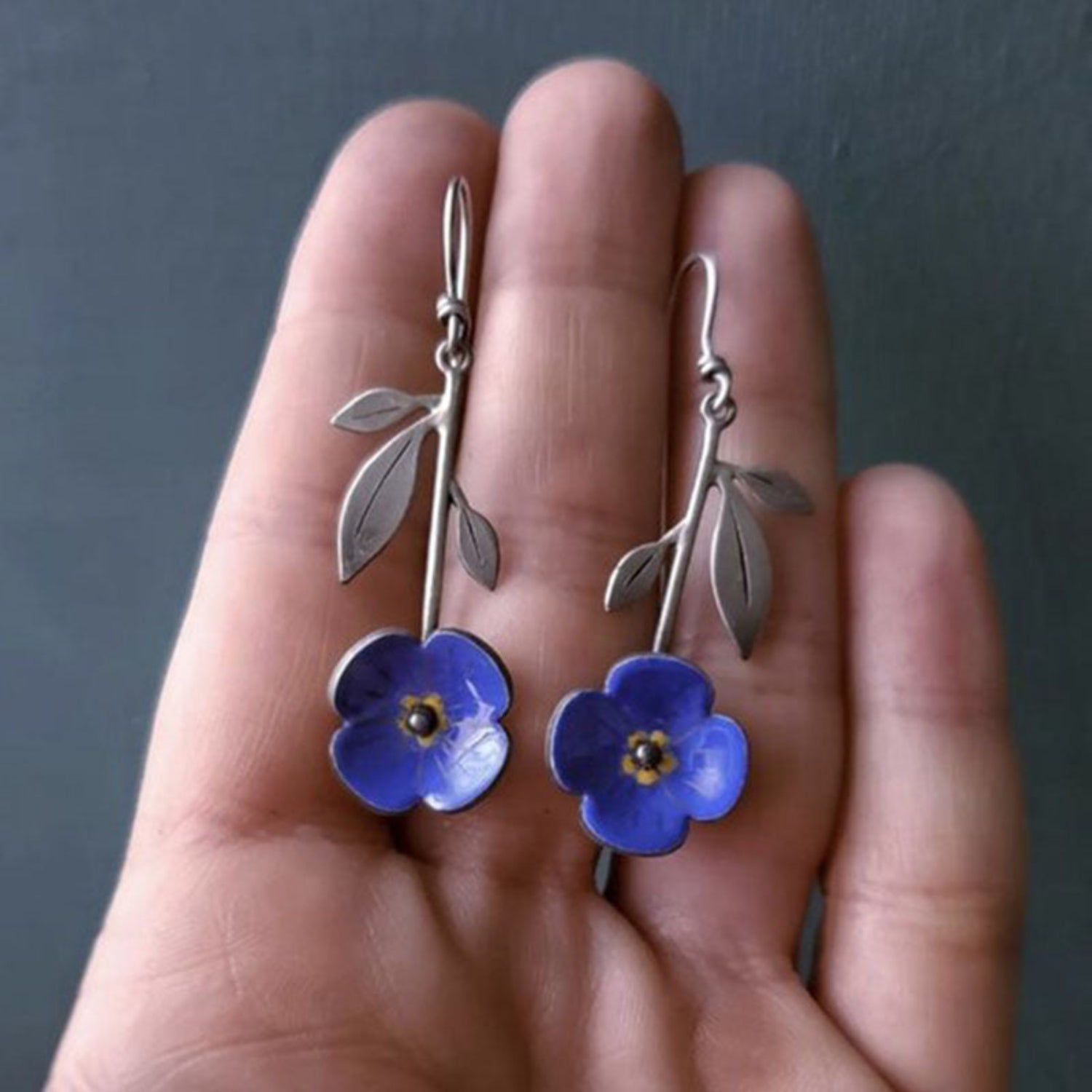 Vintage Silver Blue Floral Drops JLT13749