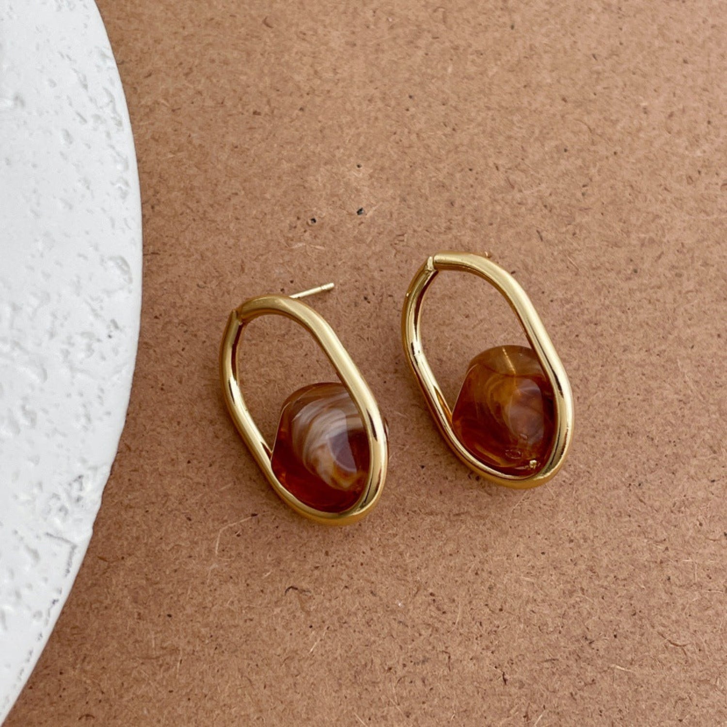 Gold Oval Brown Stone Earrings JLT13787
