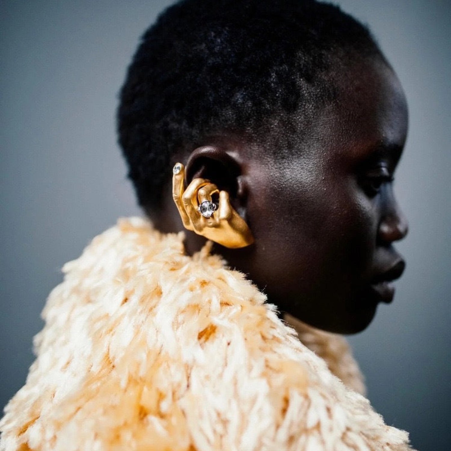 Gold Finger Hoop Earring JLT13796