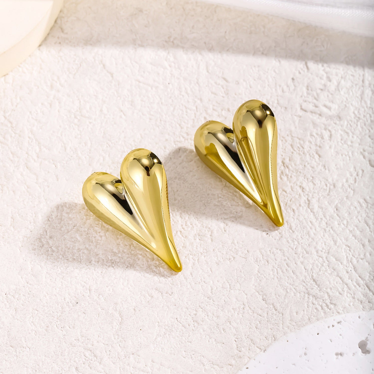 Gold Heart Stud Earrings JLT13852