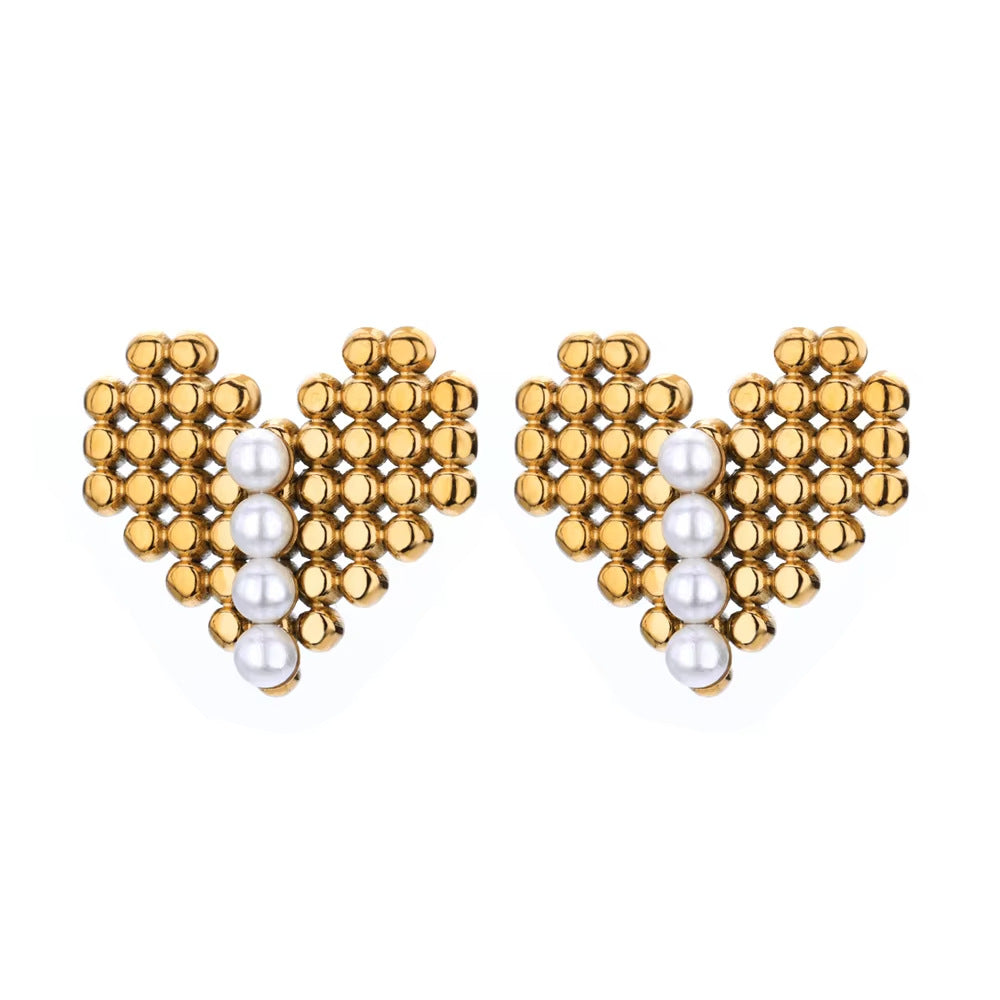 Charming Beaded Pearl Heart Earrings JLT13871