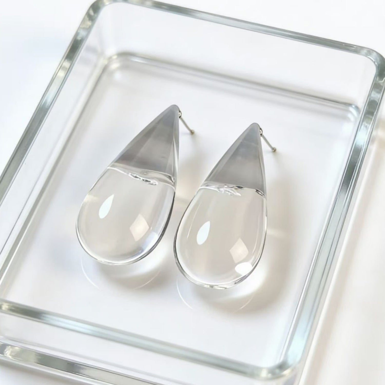 Clear Teardrop Minimalist Crystal Earrings JLT13906