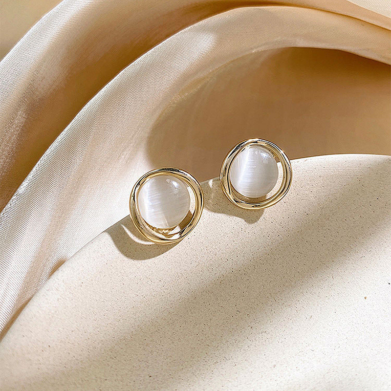 Gold Chic White Round Studs JLT13914