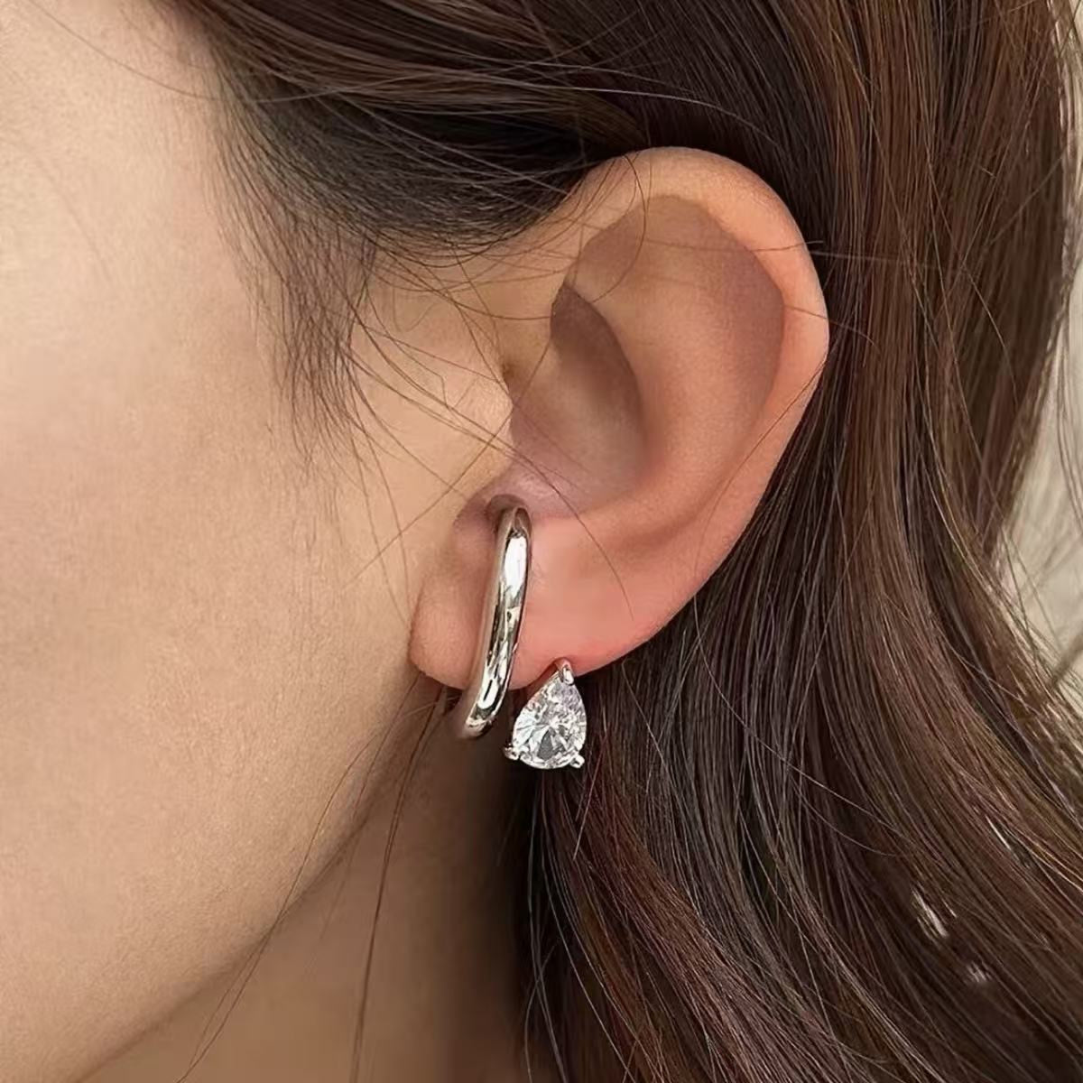 Silver Crystal Drop Earrings JLT13921