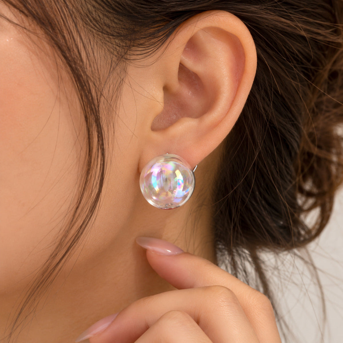 White Ball Stud Earrings JLT13990