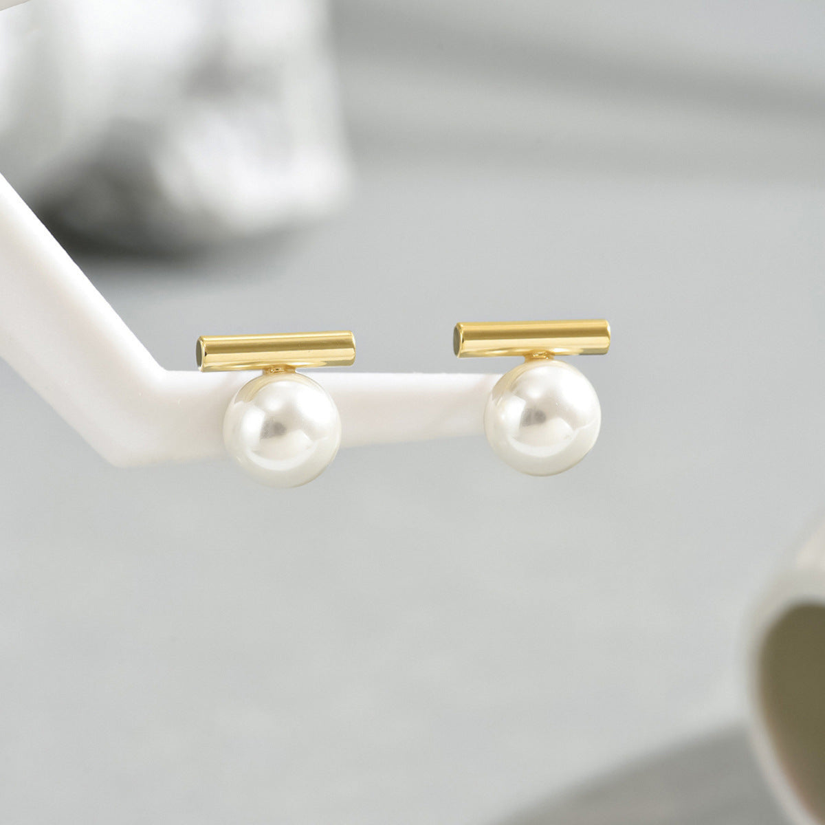 Gold Pearl Bar Stud Earrings JLT13996