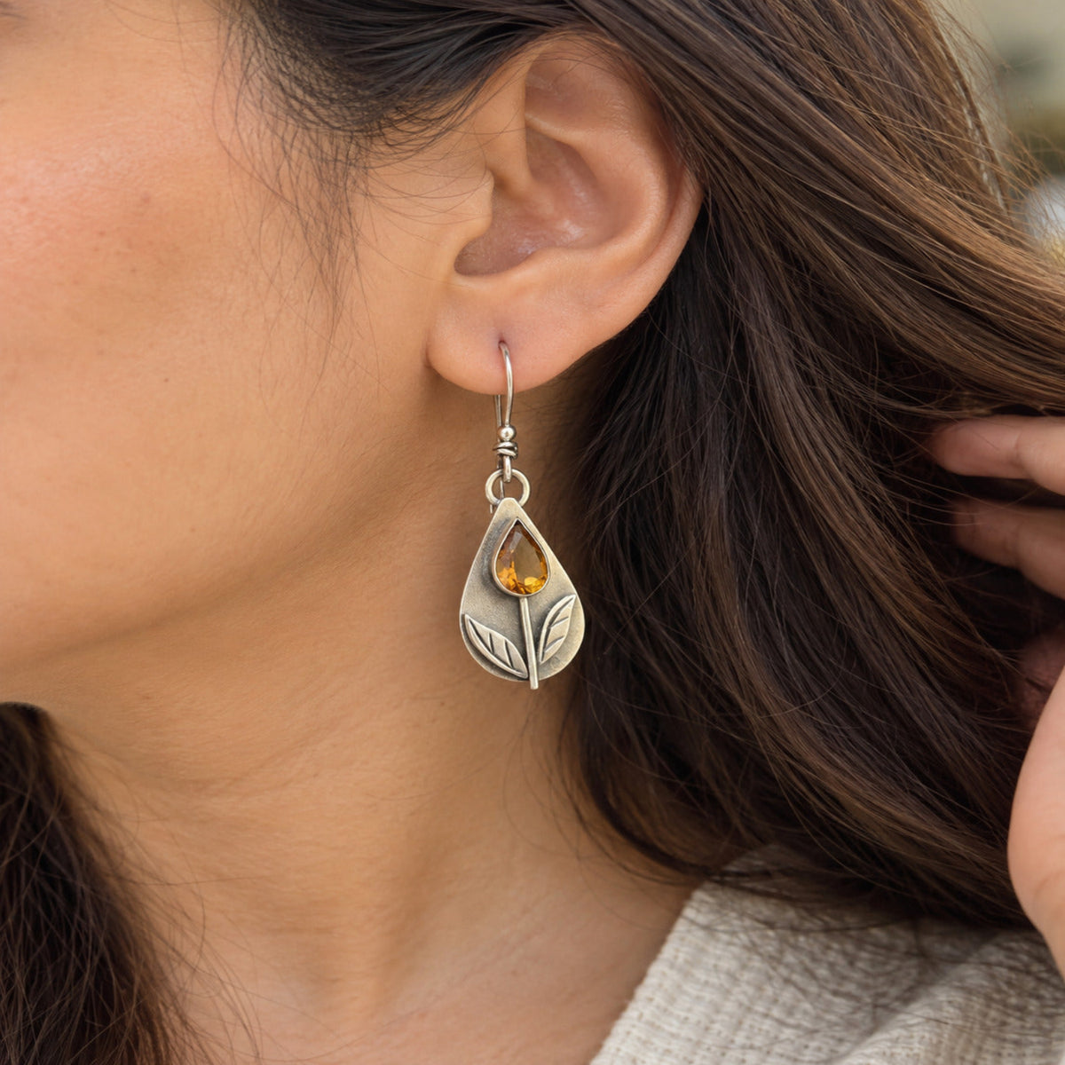 Silver Leaf Drop Earrings with Amber Stone JLT14050