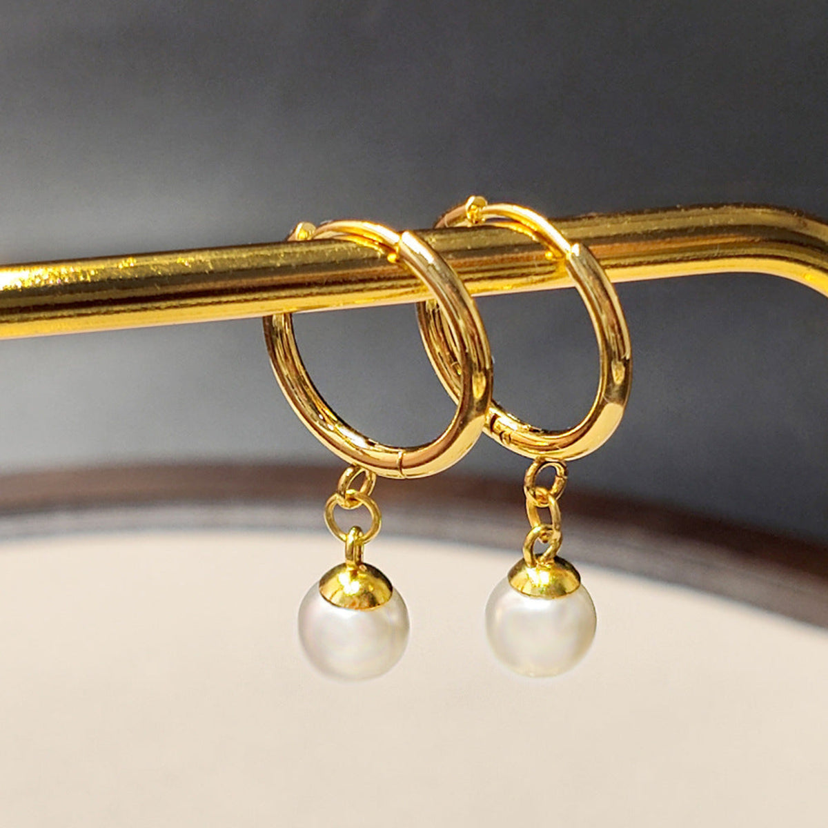 Gold-Tone Mini Hoop Earrings with Pearl Drops JLT14084