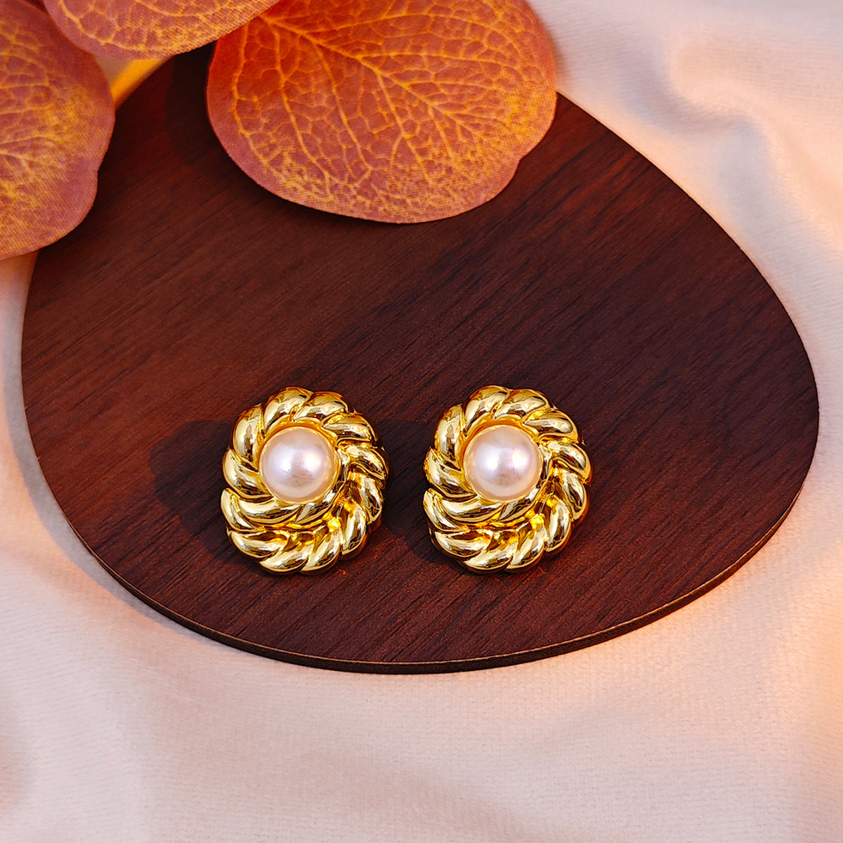 Pearl Centre Gold Flower Stud Earrings JLT14132