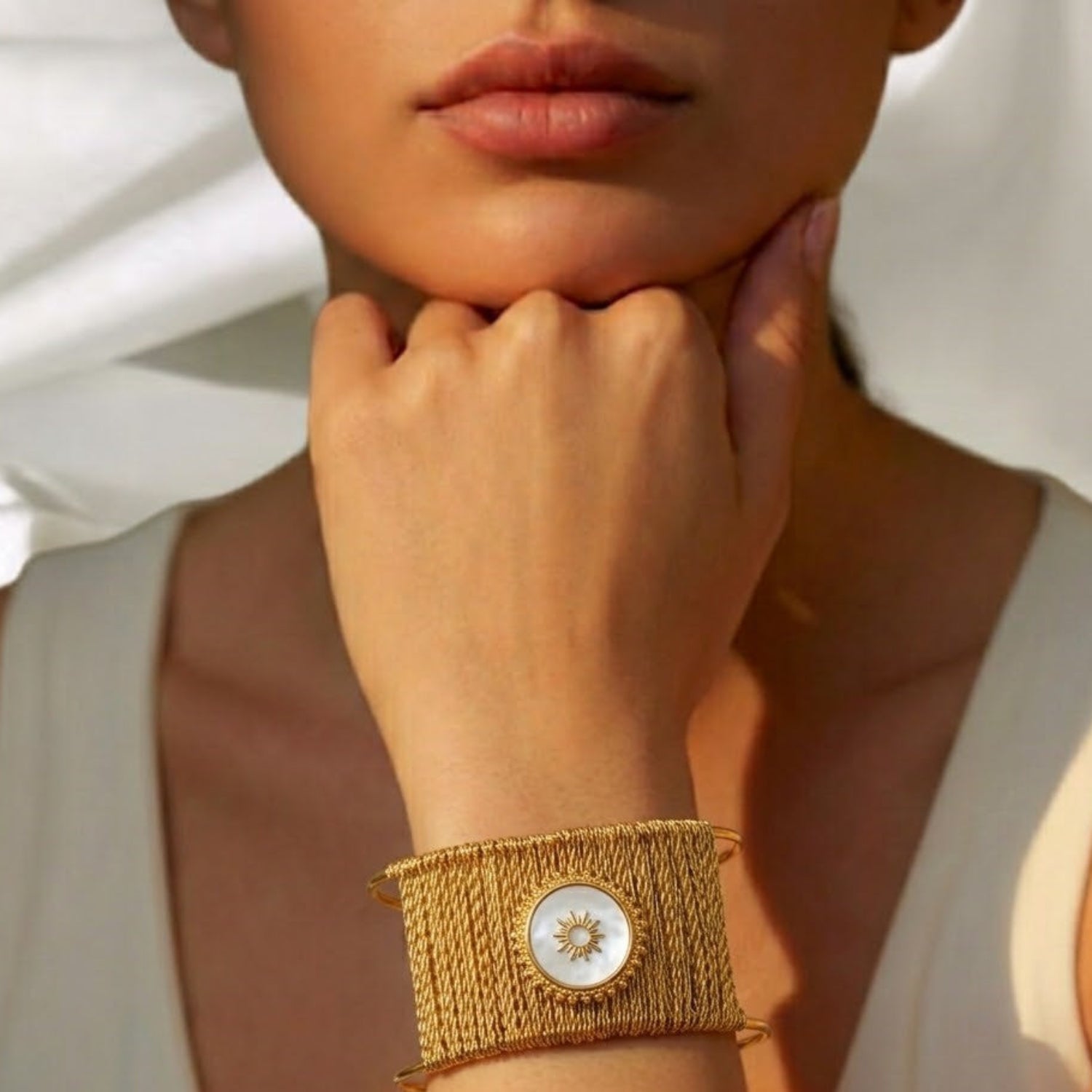 Aurora Sun Medallion Cuff Gold-tone Bracelet JLTB0613